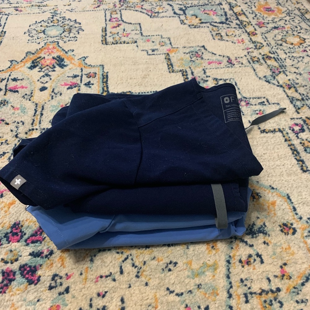 figs navy blue S